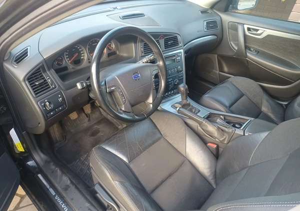 Volvo V70 cena 12900 przebieg: 285000, rok produkcji 2005 z Łódź małe 56